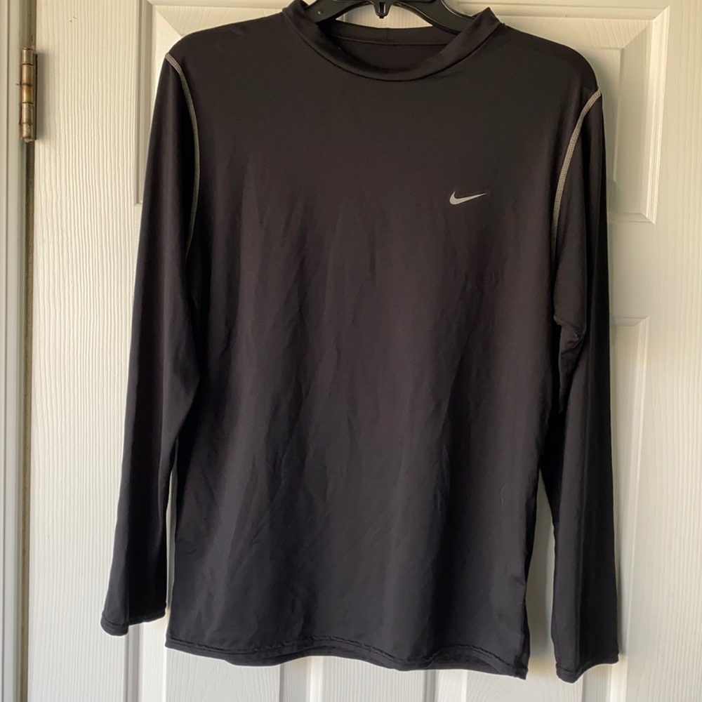 Men’s Nike team long sleeve under layer tee